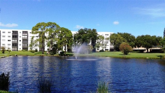 5750 80TH STREET N D103, St Petersburg, FL 33709