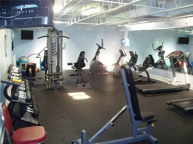 5750 80TH STREET N D103, St Petersburg, FL 33709