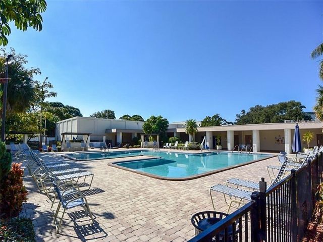 5750 80TH STREET N D103, St Petersburg, FL 33709