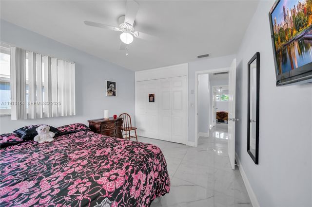 246 SE 44th Street, Cape Coral, FL 33904
