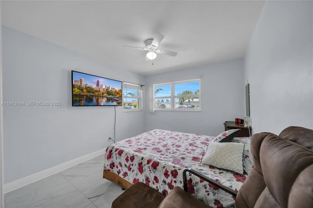 246 SE 44th Street, Cape Coral, FL 33904