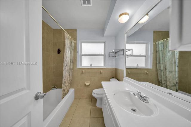 246 SE 44th Street, Cape Coral, FL 33904