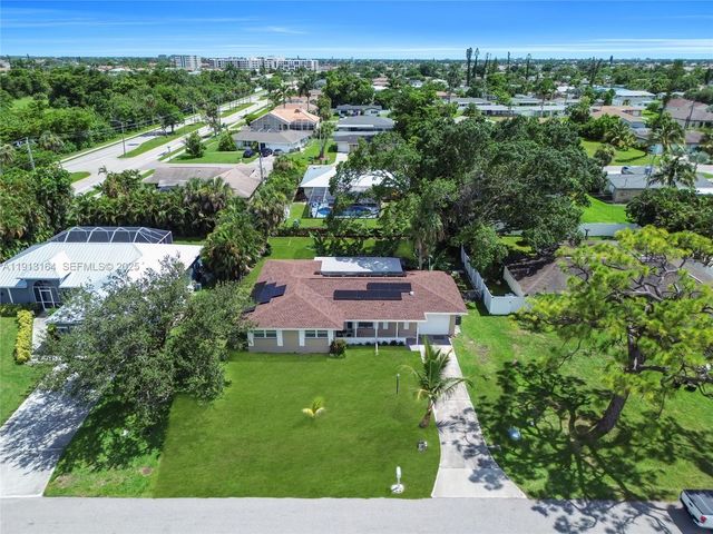246 SE 44th Street, Cape Coral, FL 33904
