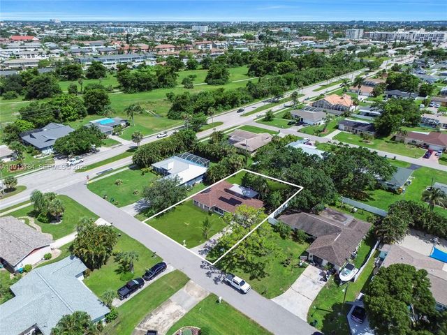 246 SE 44th Street, Cape Coral, FL 33904