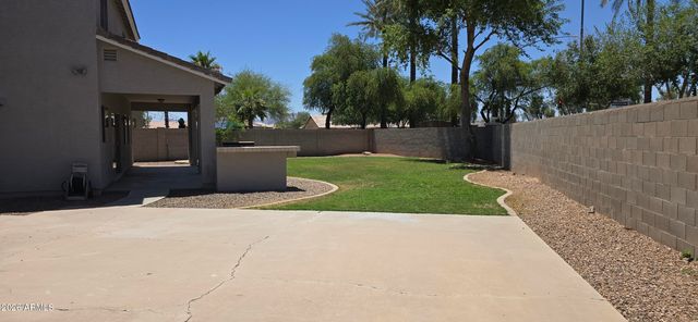 14680 W EVANS Drive, Surprise, AZ 85379