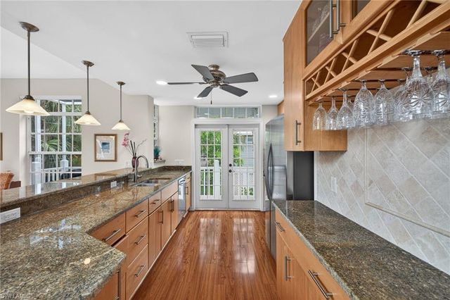 927 Almas CT, Sanibel, FL 33957