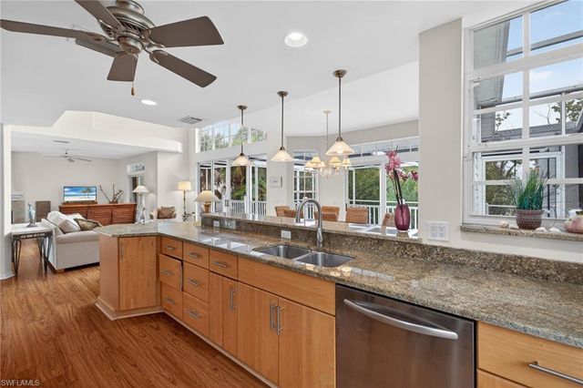 927 Almas CT, Sanibel, FL 33957