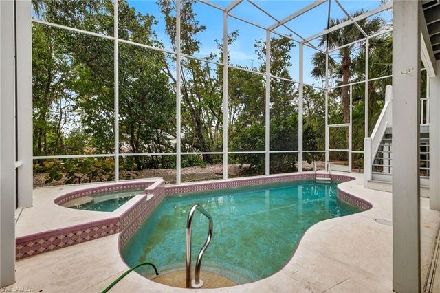 927 Almas CT, Sanibel, FL 33957