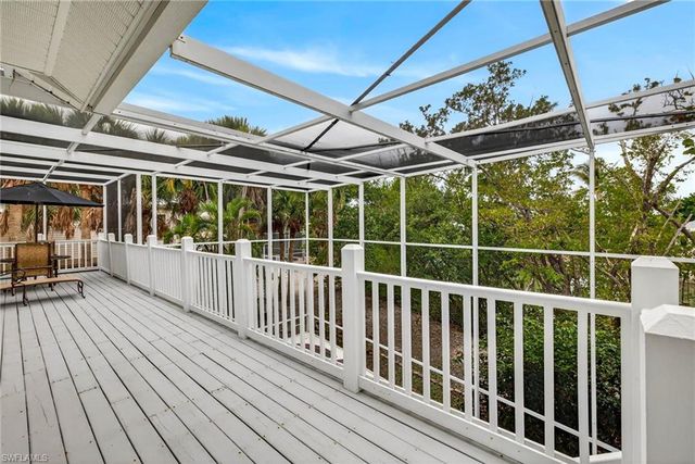 927 Almas CT, Sanibel, FL 33957