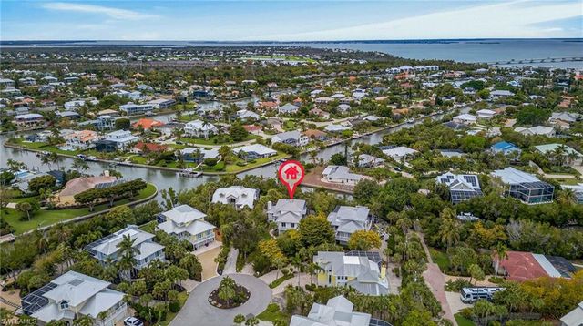 927 Almas CT, Sanibel, FL 33957