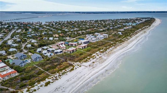 927 Almas CT, Sanibel, FL 33957