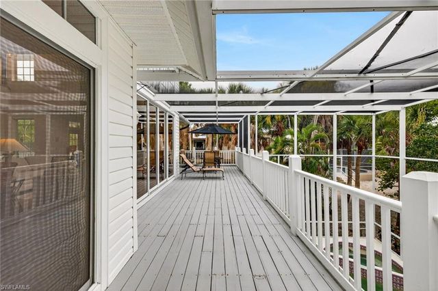 927 Almas CT, Sanibel, FL 33957