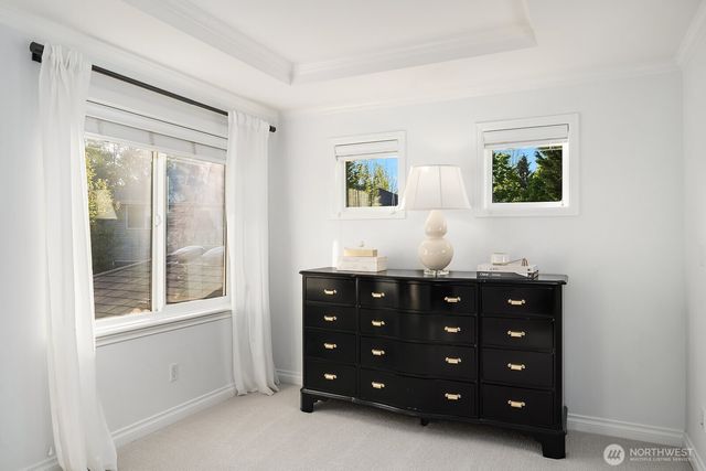 27212 SE 12th Place, Sammamish, WA 98075