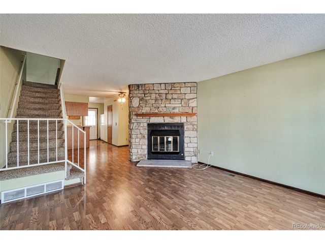 6763 S Independence St, Littleton, CO 80128