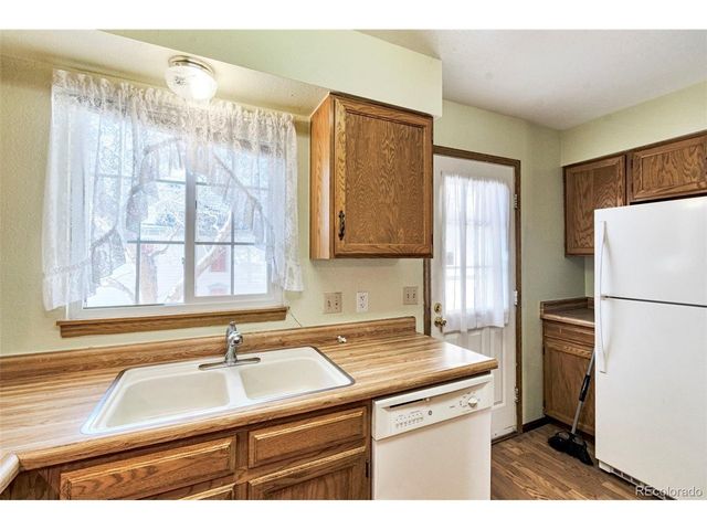 6763 S Independence St, Littleton, CO 80128