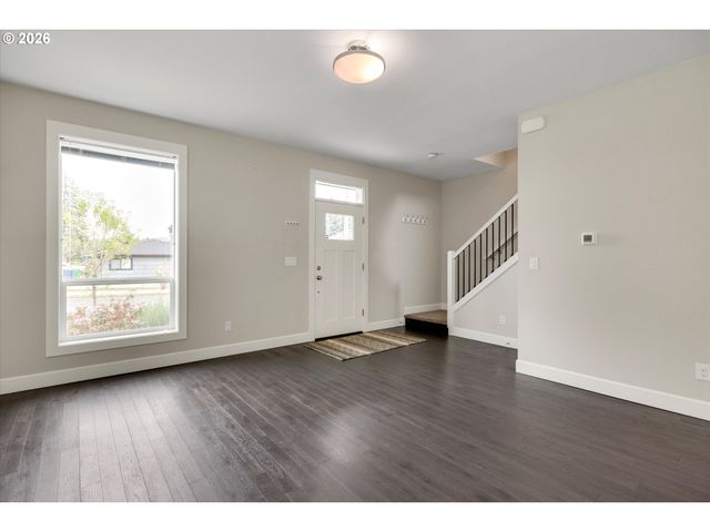 8209 Se 69TH Ave, Portland, OR 97206
