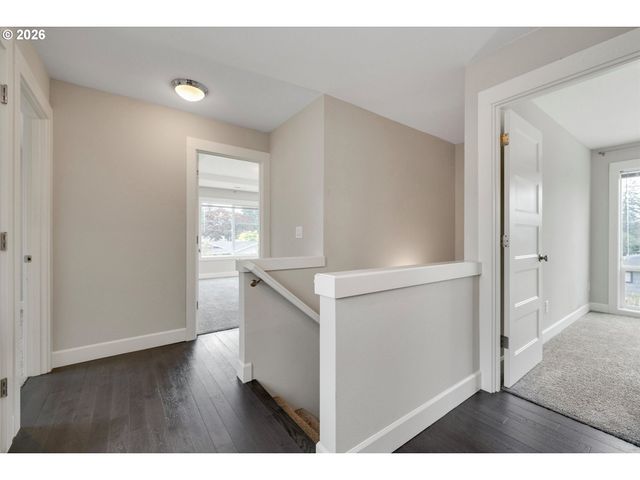 8209 Se 69TH Ave, Portland, OR 97206
