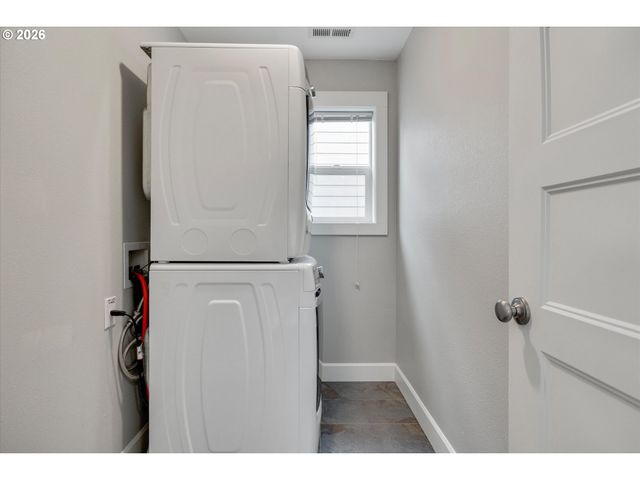 8209 Se 69TH Ave, Portland, OR 97206