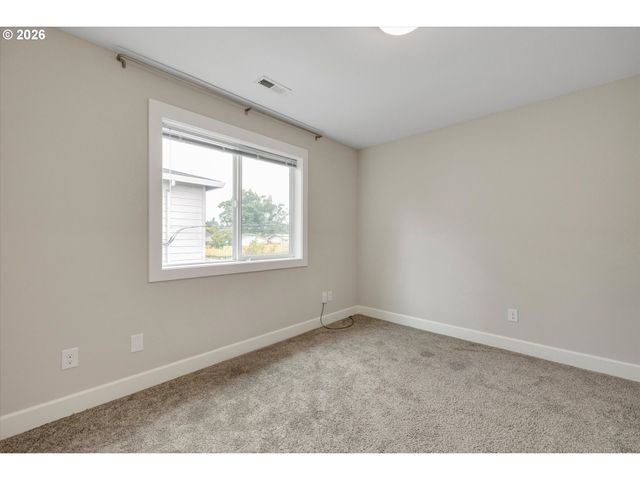 8209 Se 69TH Ave, Portland, OR 97206