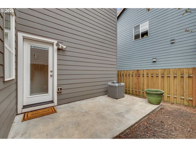 8209 Se 69TH Ave, Portland, OR 97206