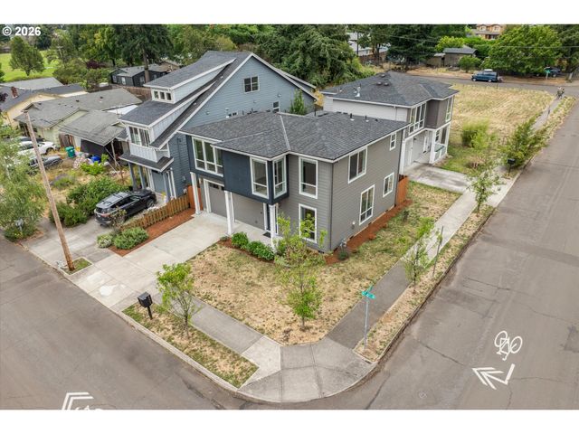 8209 Se 69TH Ave, Portland, OR 97206
