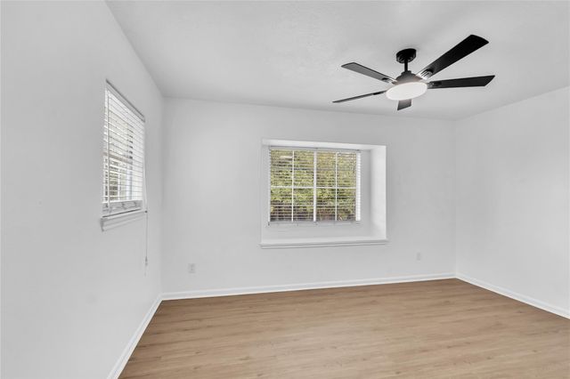 7702 Carolyn Street, Santa Fe, TX 77517