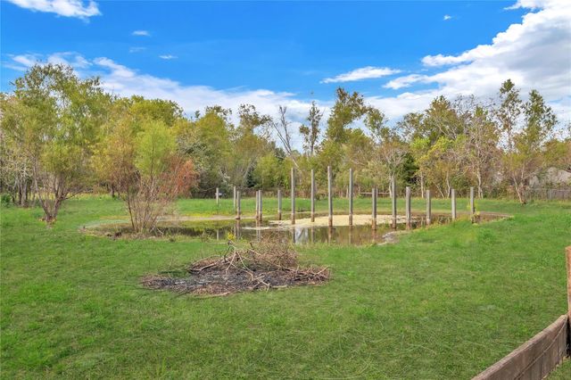 7702 Carolyn Street, Santa Fe, TX 77517