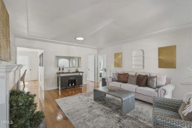 3666 Roderick Road, Los Angeles, CA 90065