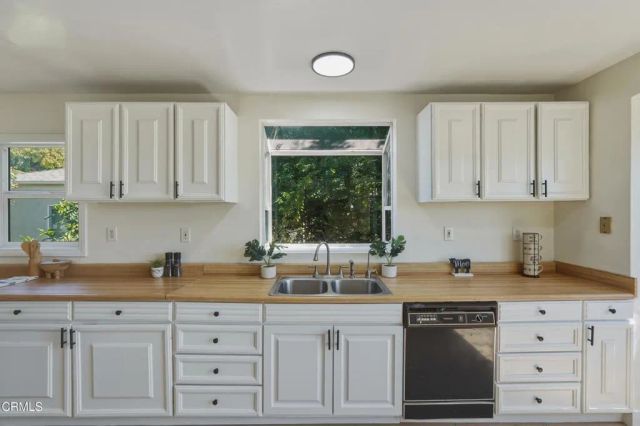 3666 Roderick Road, Los Angeles, CA 90065