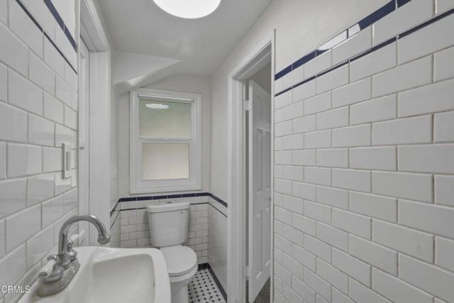 3666 Roderick Road, Los Angeles, CA 90065