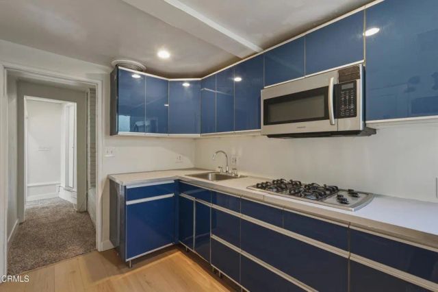 3666 Roderick Road, Los Angeles, CA 90065