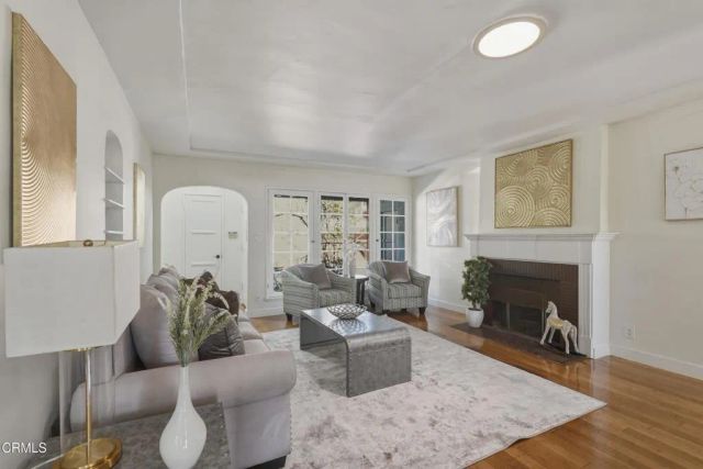 3666 Roderick Road, Los Angeles, CA 90065