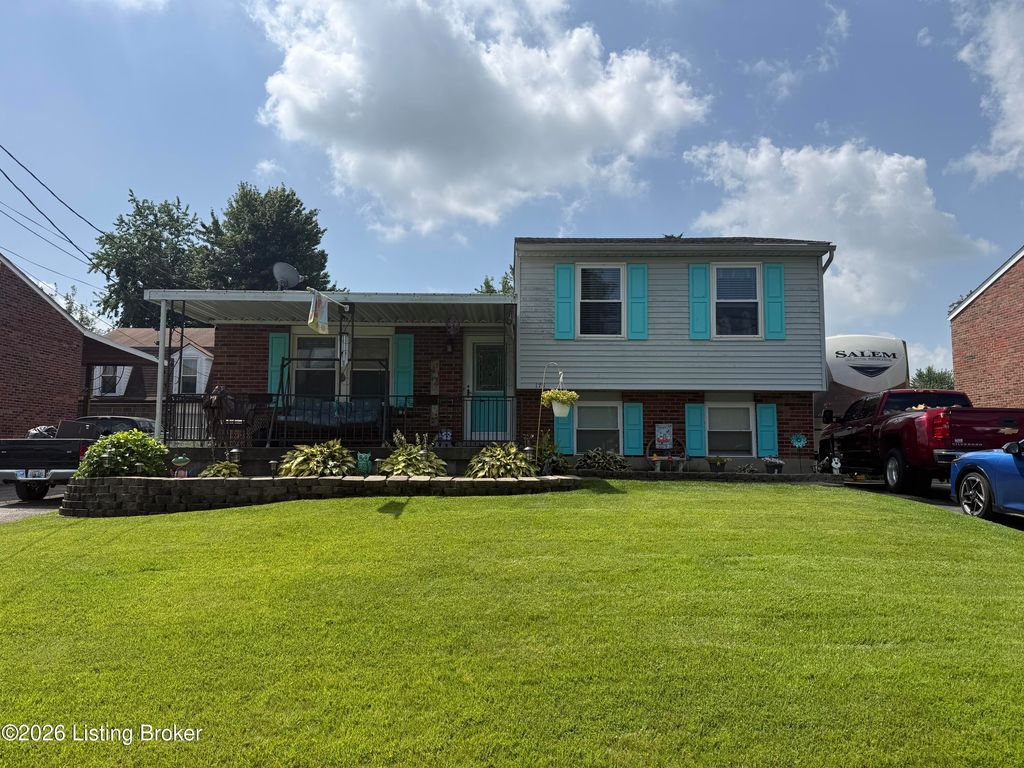 175 Prairie Dr, Louisville, KY 40229