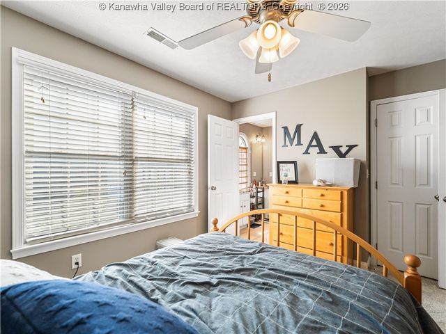 3404 Virginia Avenue, Hurricane, WV 25526