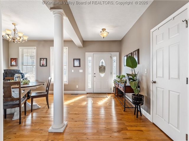 3404 Virginia Avenue, Hurricane, WV 25526