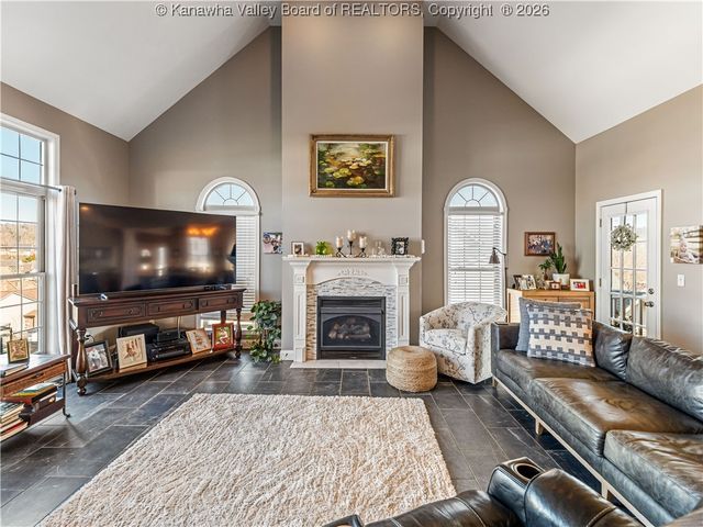 3404 Virginia Avenue, Hurricane, WV 25526