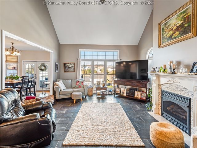 3404 Virginia Avenue, Hurricane, WV 25526