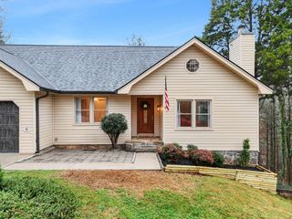 6400 Ridge Lake Road, Hixson, TN 37343