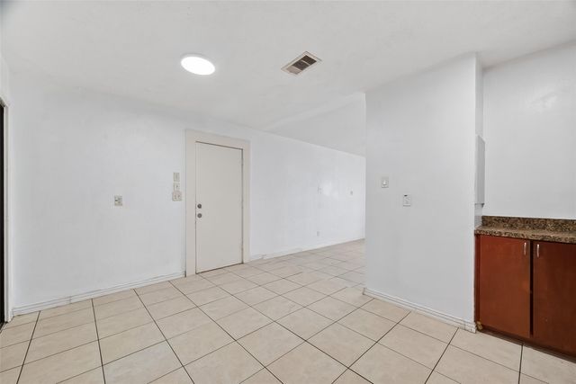 402 Meters Street, Houston, TX 77020