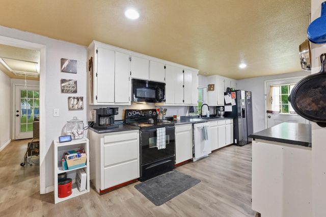 13017 E Fm 273, Telephone, TX 75488