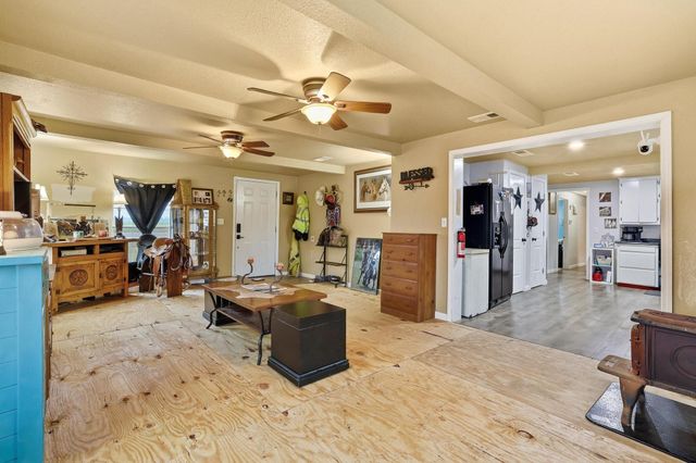 13017 E Fm 273, Telephone, TX 75488