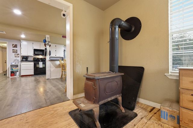 13017 E Fm 273, Telephone, TX 75488