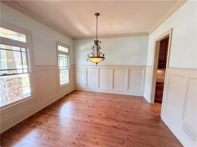 2036 Westwood Circle SE, Smyrna, GA 30080