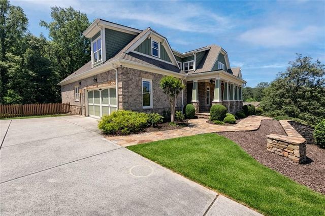 2036 Westwood Circle SE, Smyrna, GA 30080