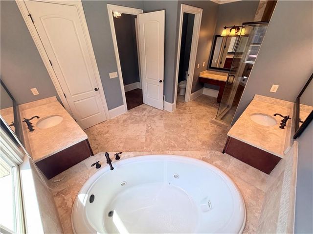 2036 Westwood Circle SE, Smyrna, GA 30080