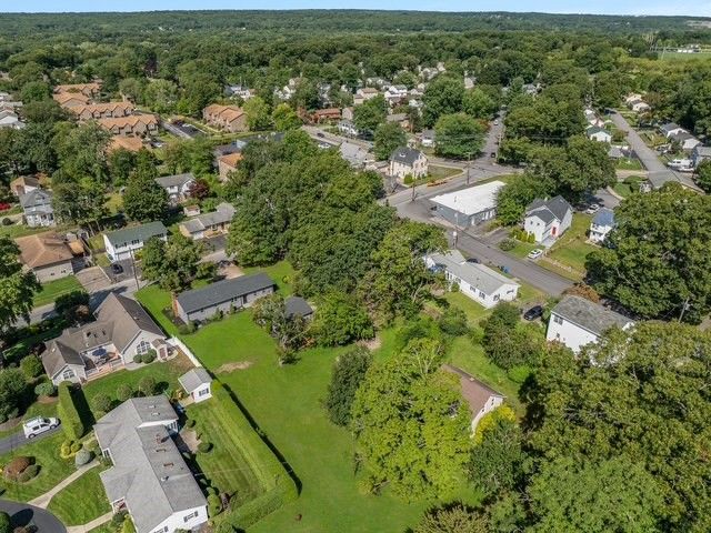 276 East Street, Cranston, RI 02920