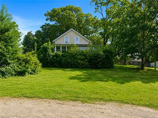 276 East Street, Cranston, RI 02920
