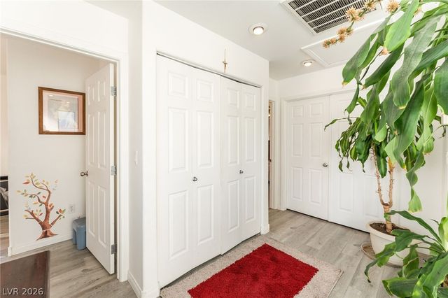 6388 Blue Twilight Court, Las Vegas, NV 89108