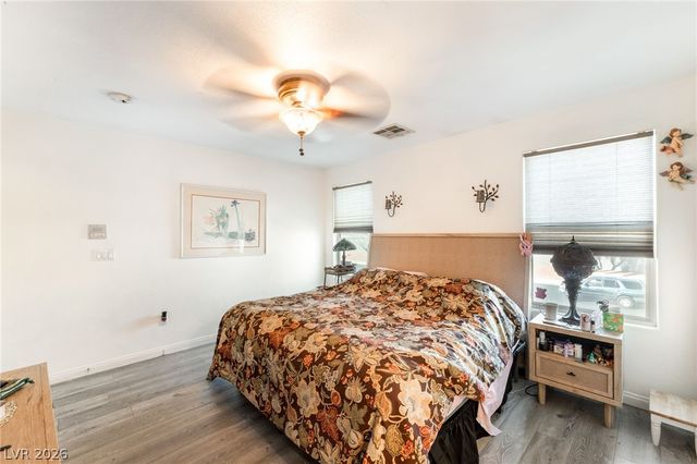 6388 Blue Twilight Court, Las Vegas, NV 89108