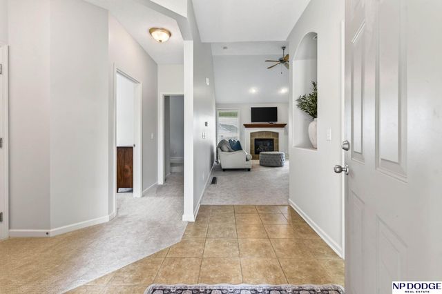 18892 Leavenworth Street, Elkhorn, NE 68022